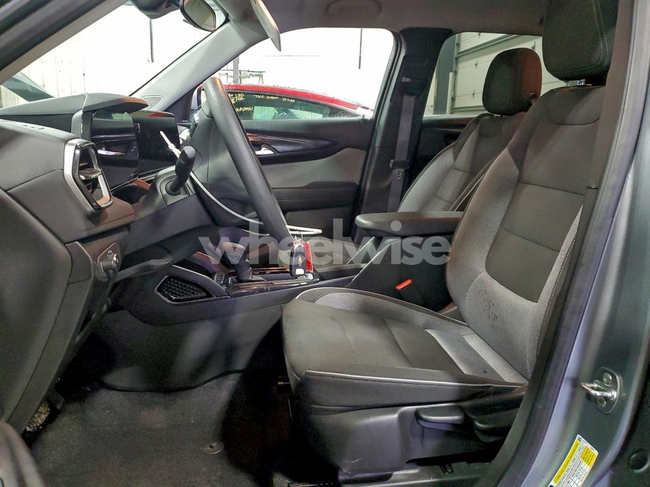 Photo 7 of 2025 CHEVROLET TRAILBLAZER LT (VIN KL79MPSLXSB172987)