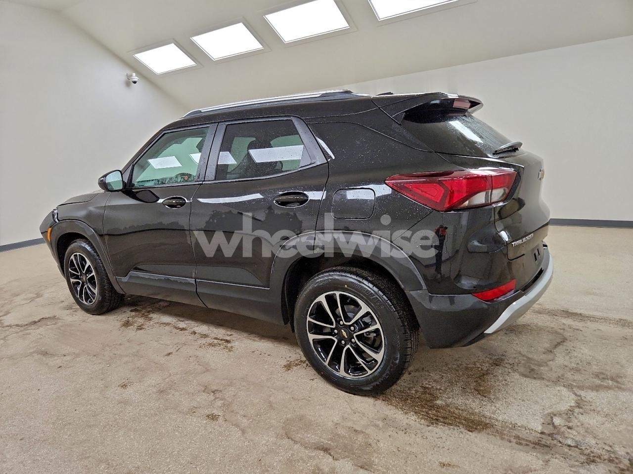 Photo 2 of 2025 CHEVROLET TRAILBLAZER LT (VIN KL79MPSP8SB148870)