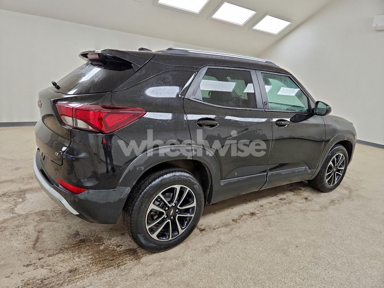 Photo 3 of 2025 CHEVROLET TRAILBLAZER LT (VIN KL79MPSP8SB148870)