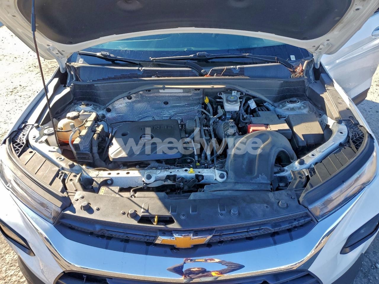 Photo 12 of 2023 CHEVROLET TRAILBLAZER LT (VIN KL79MRSL0PB177098)