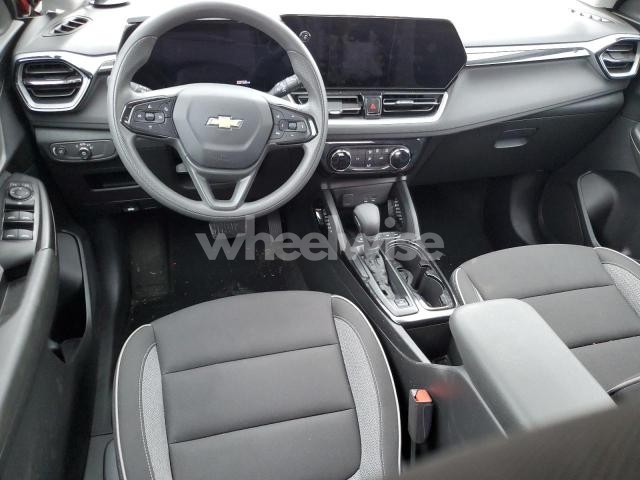 Photo 6 of 2024 CHEVROLET TRAILBLAZER LT (VIN KL79MRSL0RB080535)