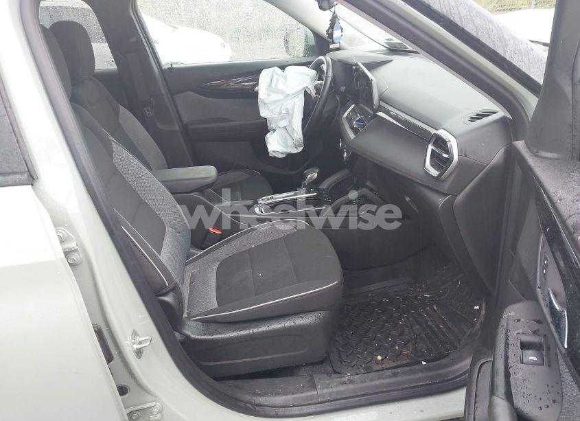 Photo 5 of 2025 Chevrolet Trailblazer AWD LT (VIN KL79MRSL1SB000889)