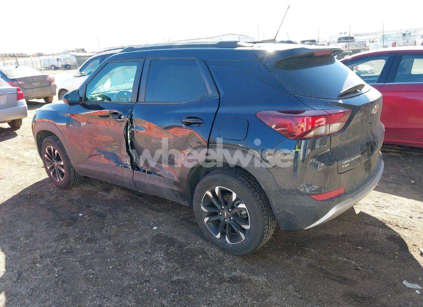 Photo 3 of 2021 Chevrolet Trailblazer AWD LT (VIN KL79MRSL3MB104996)