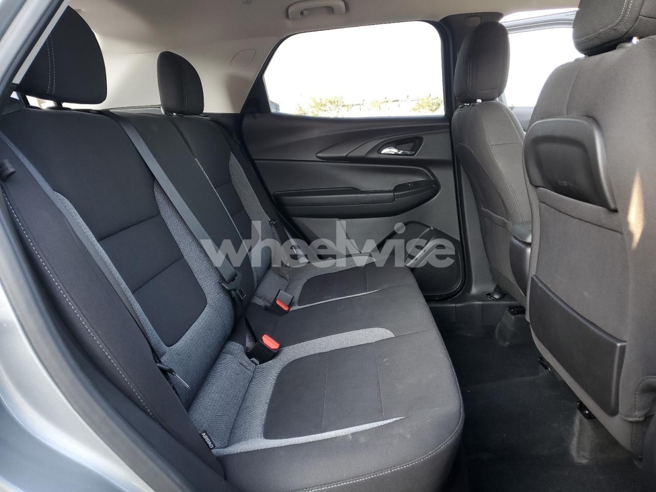 Photo 11 of 2025 CHEVROLET TRAILBLAZER LT (VIN KL79MRSL3SB112061)