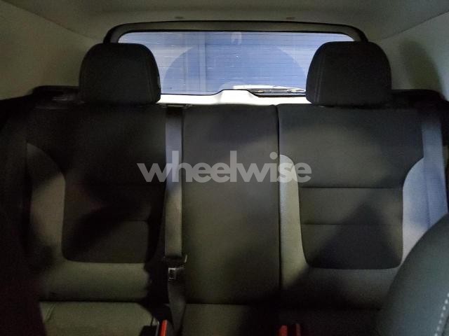 Photo 4 of 2022 CHEVROLET TRAILBLAZER LT (VIN KL79MRSLXNB045687)