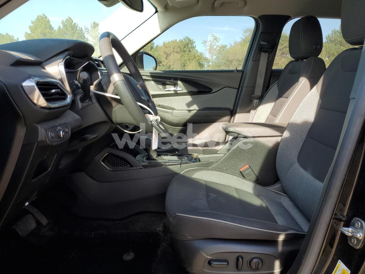 Photo 7 of 2022 CHEVROLET TRAILBLAZER LT (VIN KL79MRSLXNB101451)