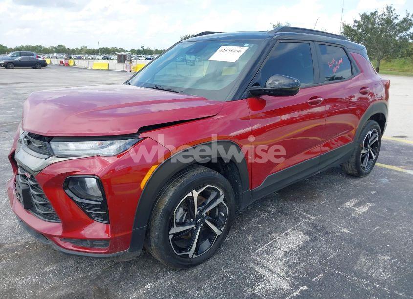 Photo 2 of 2021 Chevrolet Trailblazer FWD RS (VIN KL79MTSL4MB014639)