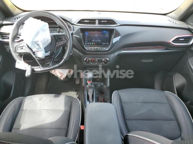 Photo 2 of 2023 CHEVROLET TRAILBLAZER RS (VIN KL79MTSL8PB022988)