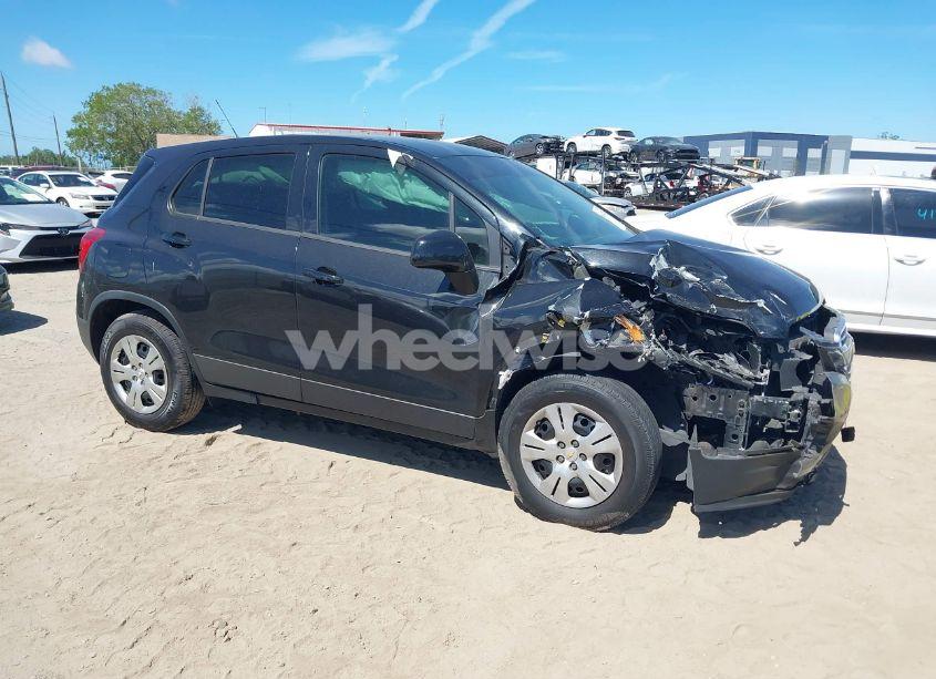 2016 Chevrolet Trax 1LS (VIN KL7CJKSB0GB606592) main photo