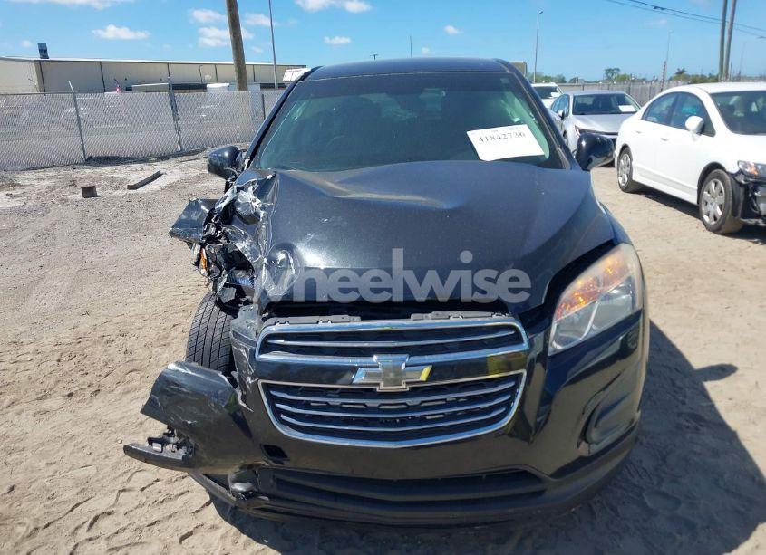 Photo 12 of 2016 Chevrolet Trax 1LS (VIN KL7CJKSB0GB606592)