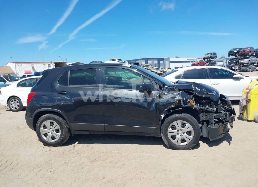 Photo 13 of 2016 Chevrolet Trax 1LS (VIN KL7CJKSB0GB606592)