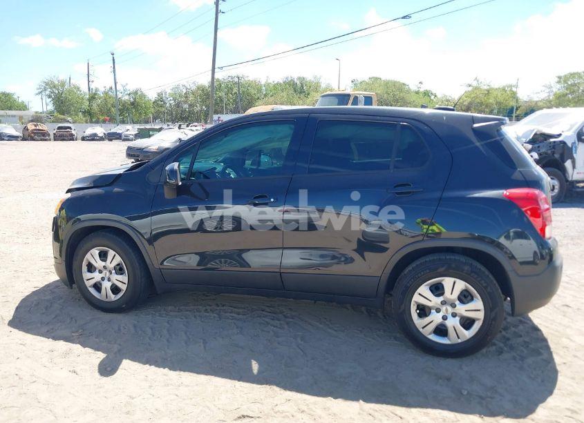 Photo 14 of 2016 Chevrolet Trax 1LS (VIN KL7CJKSB0GB606592)