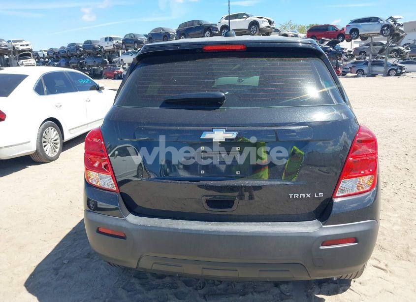 Photo 16 of 2016 Chevrolet Trax 1LS (VIN KL7CJKSB0GB606592)
