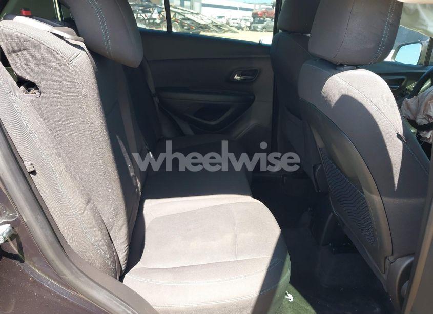 Photo 8 of 2016 Chevrolet Trax 1LS (VIN KL7CJKSB0GB606592)