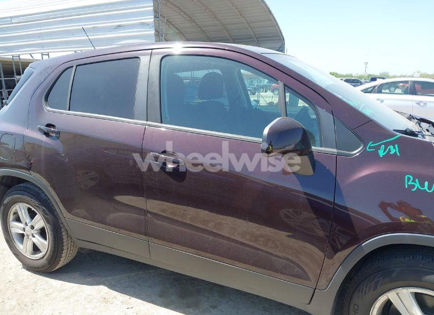 Photo 14 of 2020 Chevrolet Trax FWD LS (VIN KL7CJKSB0LB338704)