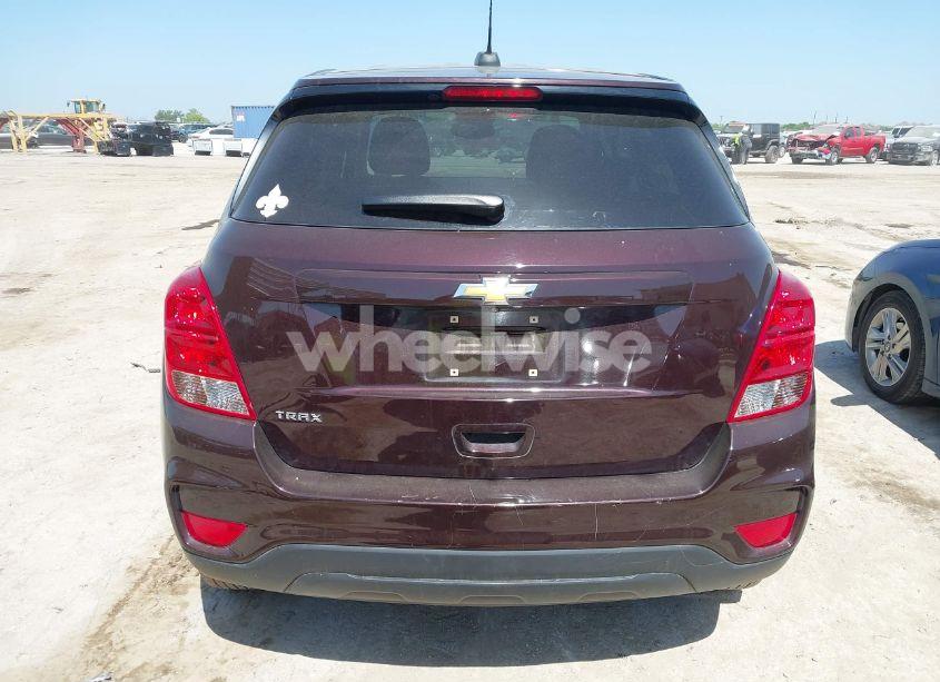 Photo 17 of 2020 Chevrolet Trax FWD LS (VIN KL7CJKSB0LB338704)