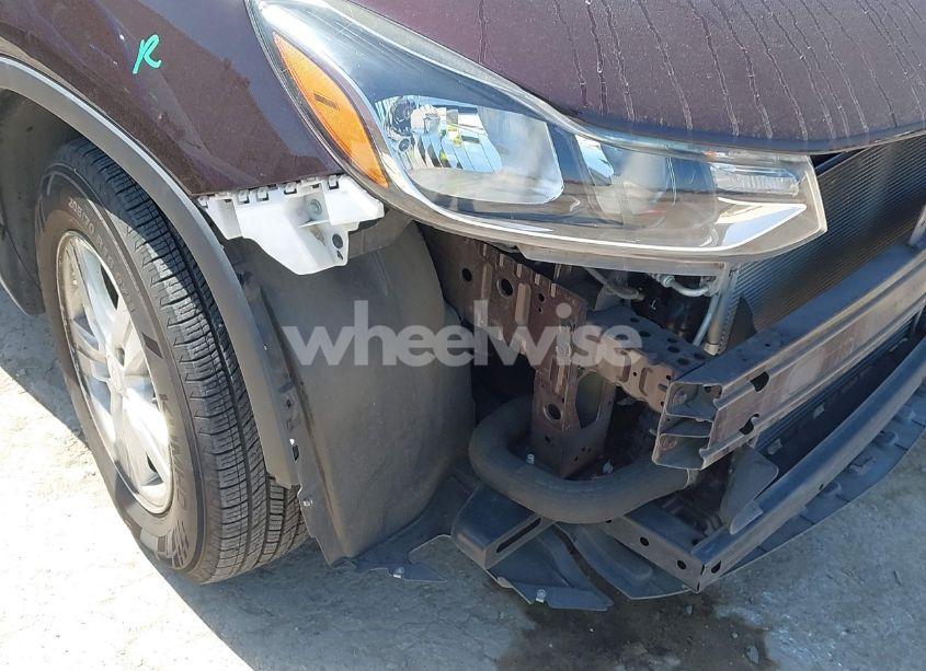 Photo 6 of 2020 Chevrolet Trax FWD LS (VIN KL7CJKSB0LB338704)