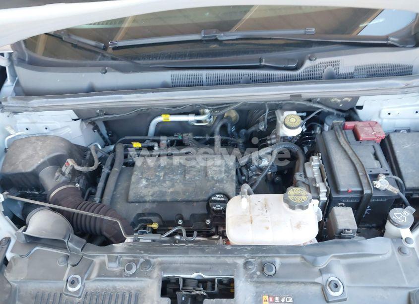 Photo 10 of 2021 Chevrolet Trax FWD LS (VIN KL7CJKSB0MB335660)