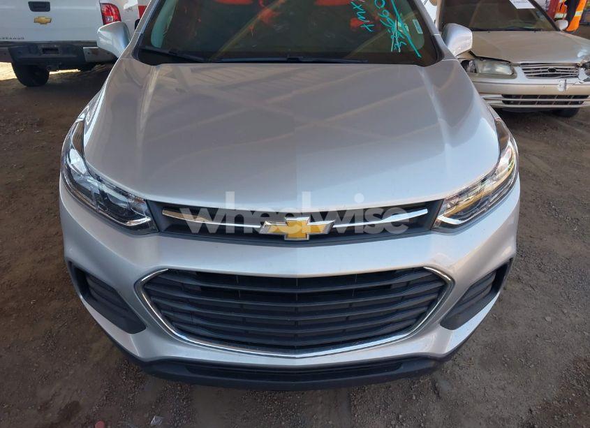 Photo 6 of 2021 Chevrolet Trax FWD LS (VIN KL7CJKSB0MB335660)