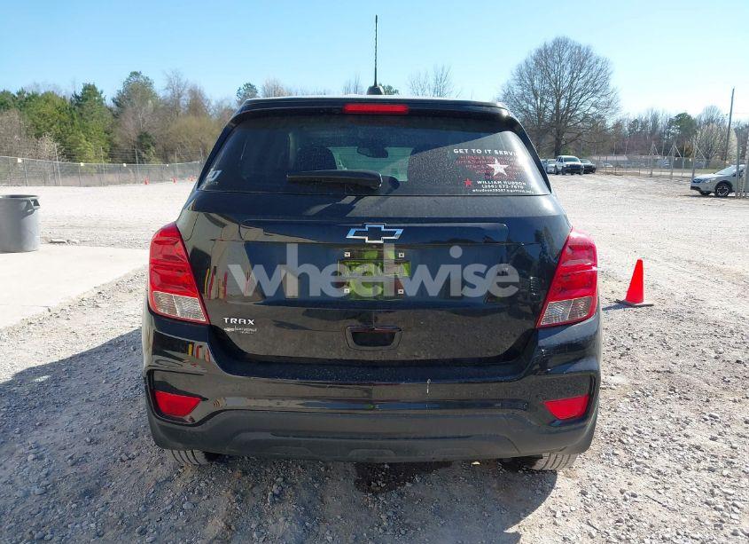 Photo 16 of 2020 Chevrolet Trax FWD LS (VIN KL7CJKSB1LB059214)
