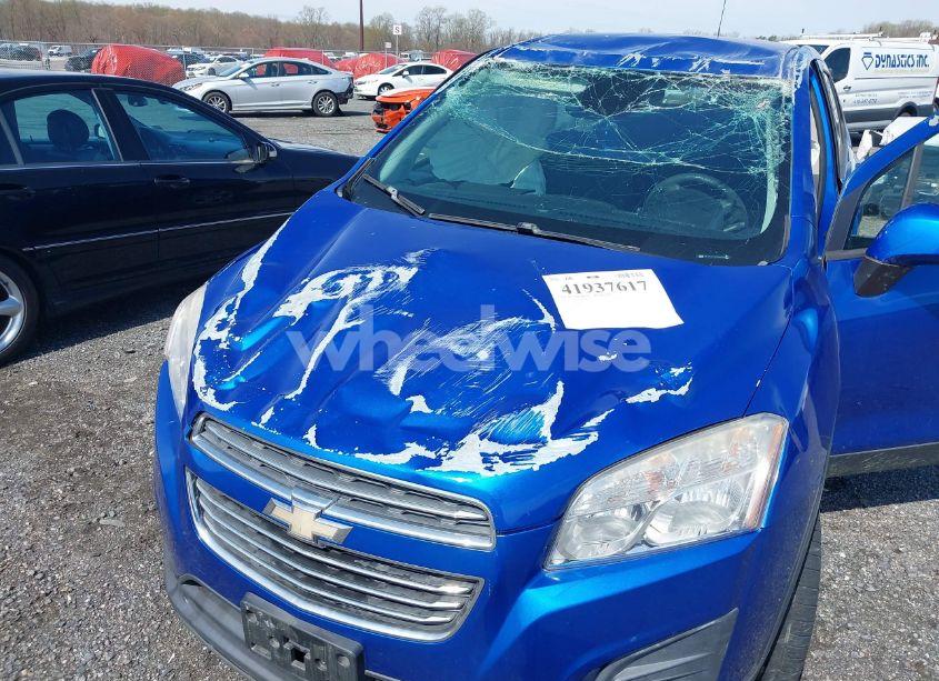 Photo 6 of 2016 Chevrolet Trax 1LS (VIN KL7CJKSB2GB584109)