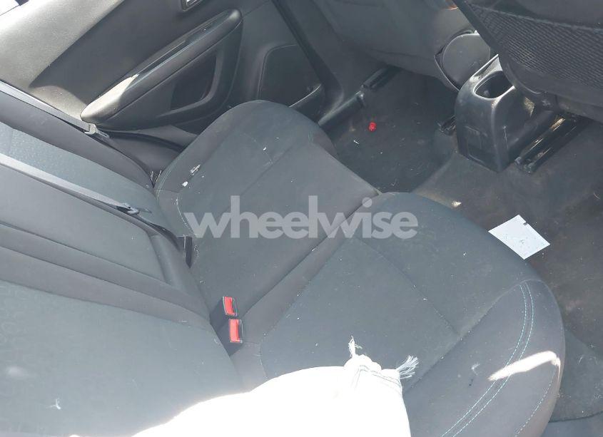 Photo 8 of 2016 Chevrolet Trax 1LS (VIN KL7CJKSB2GB584109)