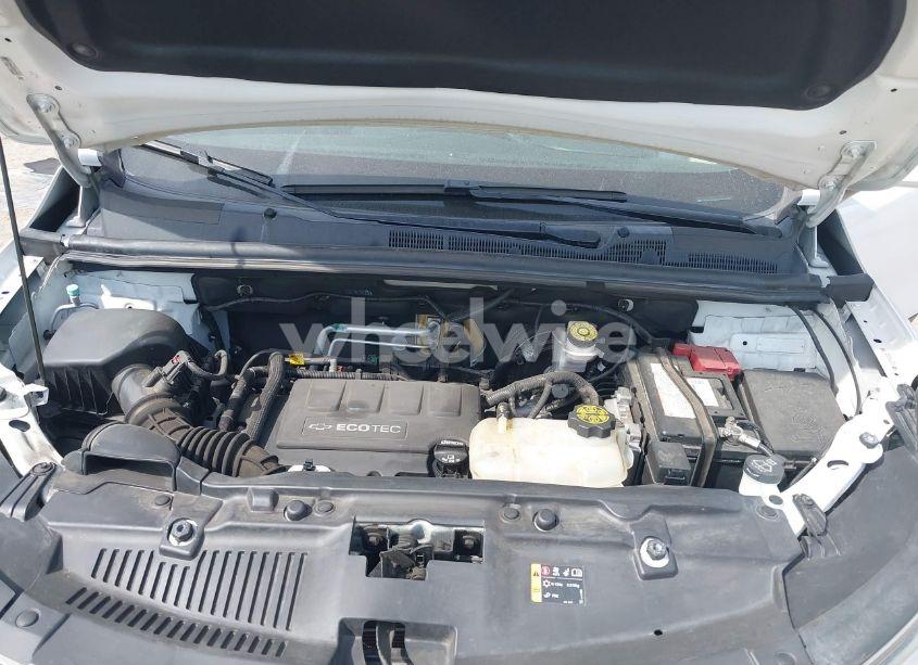 Photo 10 of 2018 Chevrolet Trax LS (VIN KL7CJKSB2JB721766)