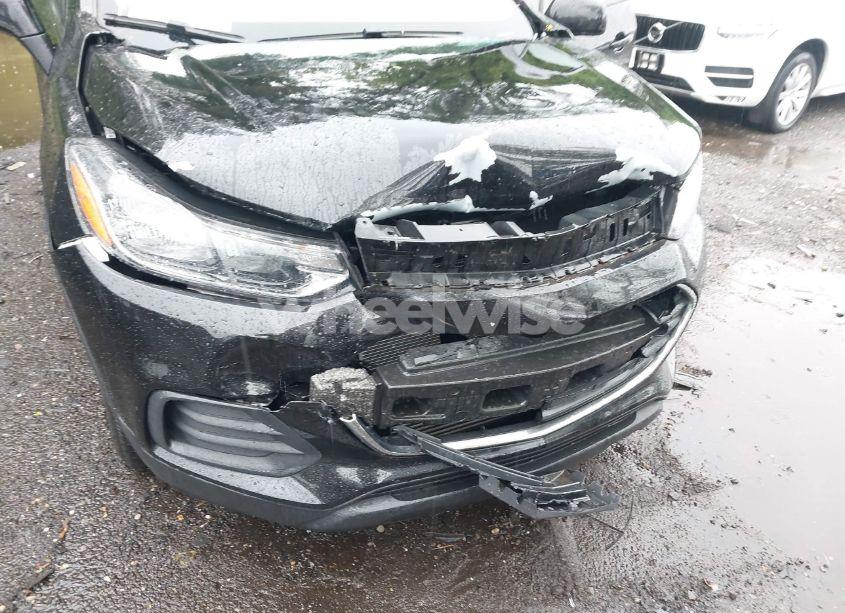 Photo 6 of 2021 Chevrolet Trax FWD LS (VIN KL7CJKSB2MB312199)