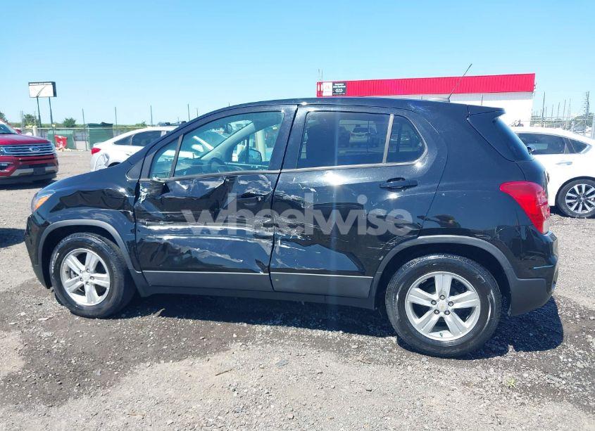 Photo 14 of 2020 Chevrolet Trax FWD LS (VIN KL7CJKSB3LB026277)