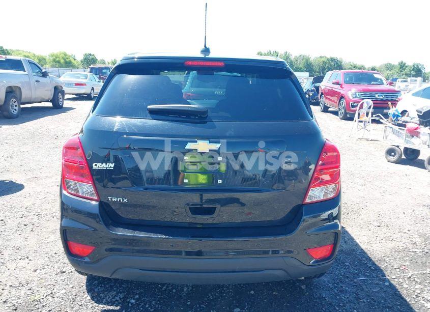 Photo 16 of 2020 Chevrolet Trax FWD LS (VIN KL7CJKSB3LB026277)