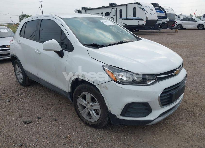 2020 Chevrolet Trax FWD LS (VIN KL7CJKSB3LB059411) main photo