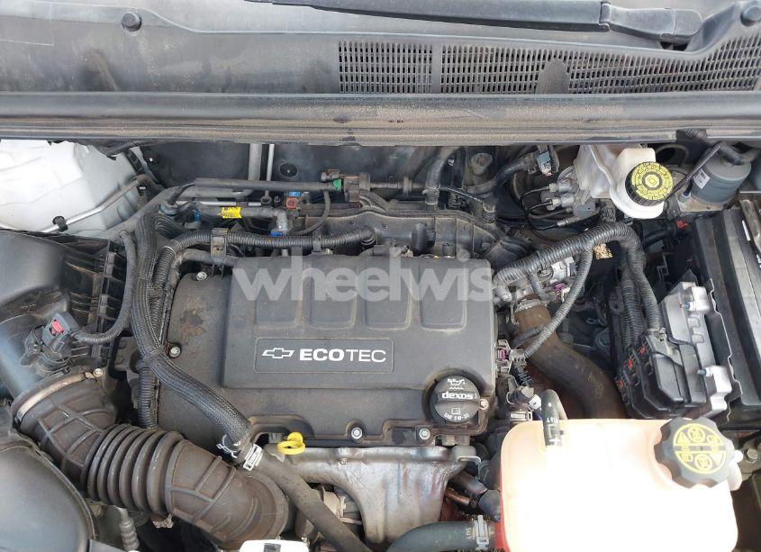 Photo 10 of 2020 Chevrolet Trax FWD LS (VIN KL7CJKSB3LB059411)