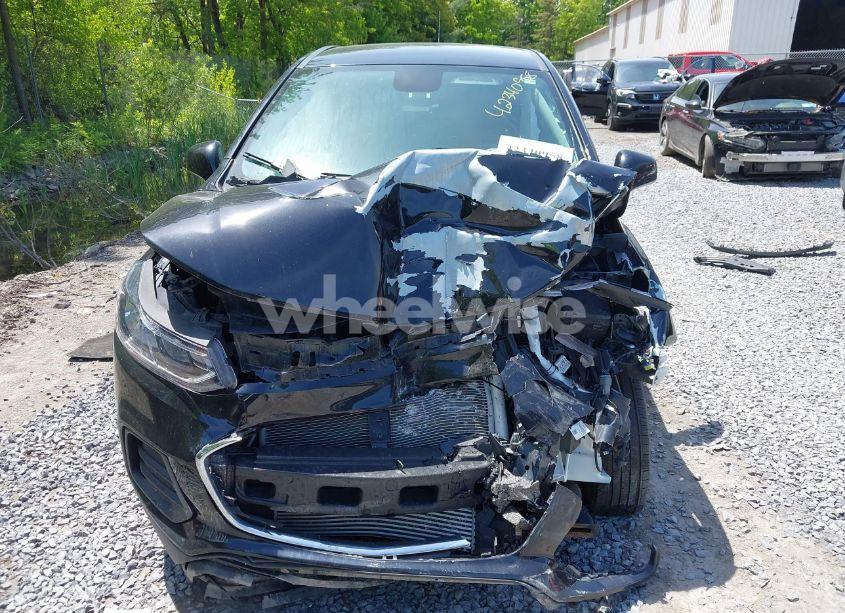 Photo 11 of 2021 Chevrolet Trax FWD LS (VIN KL7CJKSB4MB302421)