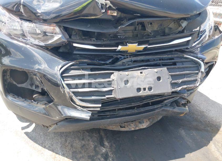 Photo 6 of 2021 Chevrolet Trax FWD LS (VIN KL7CJKSB4MB320580)