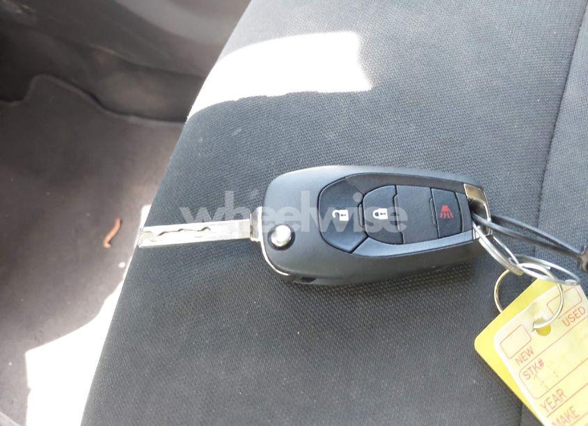 Photo 11 of 2021 Chevrolet Trax FWD LS (VIN KL7CJKSB5MB319406)