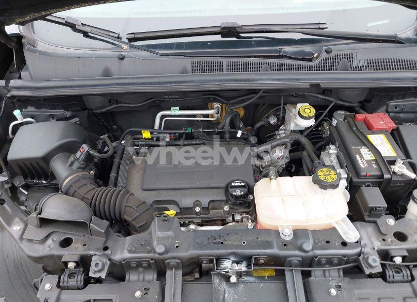 Photo 10 of 2020 Chevrolet Trax FWD LS (VIN KL7CJKSB6LB324435)