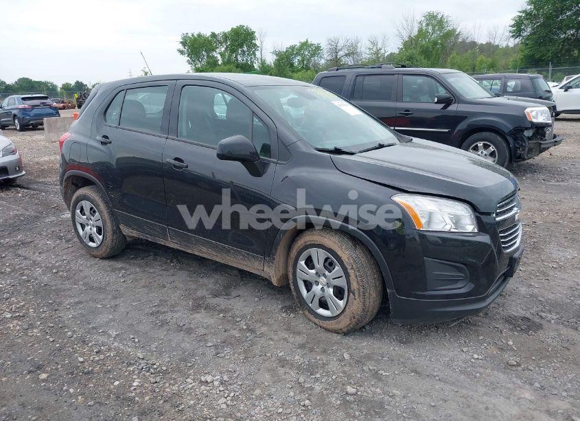 2016 Chevrolet Trax 1LS (VIN KL7CJKSB7GB733761) main photo