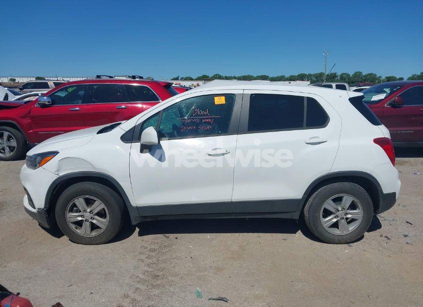 Photo 14 of 2020 Chevrolet Trax FWD LS (VIN KL7CJKSB8LB052146)