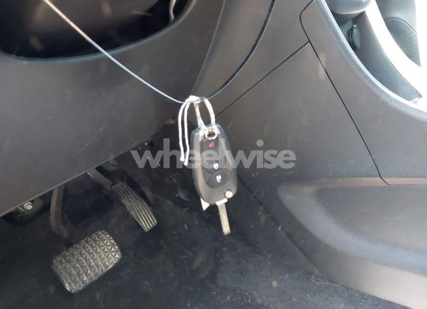 Photo 11 of 2020 Chevrolet Trax FWD LS (VIN KL7CJKSB9LB067027)