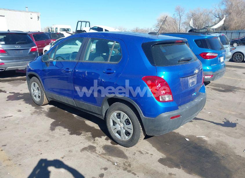 Photo 3 of 2016 Chevrolet Trax 1LS (VIN KL7CJKSBXGB570409)