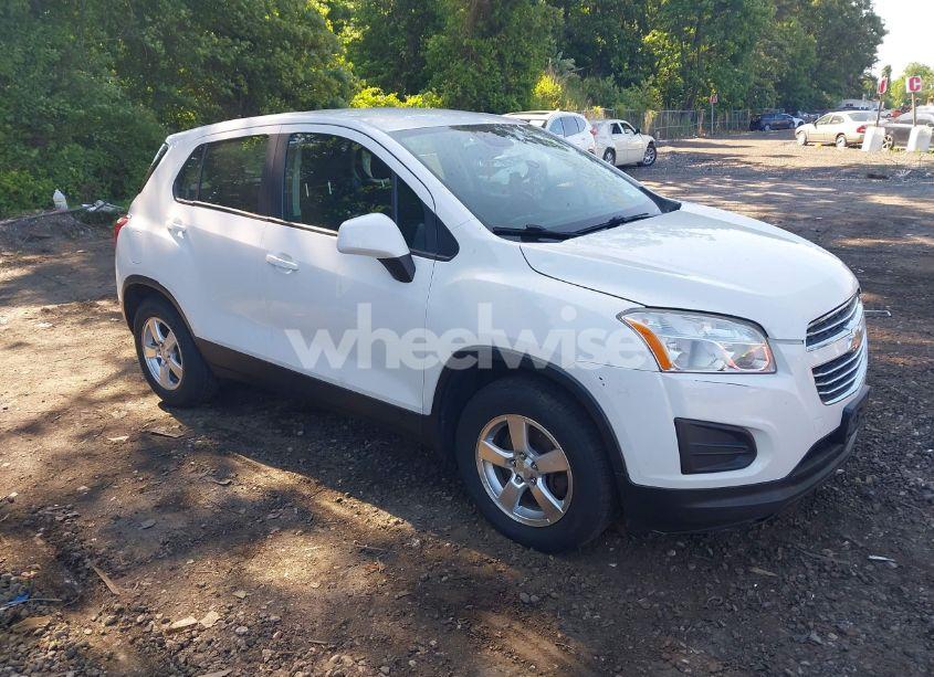 2016 Chevrolet Trax 1LS (VIN KL7CJKSBXGB759822) main photo
