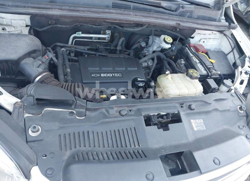 Photo 10 of 2016 Chevrolet Trax 1LS (VIN KL7CJKSBXGB759822)