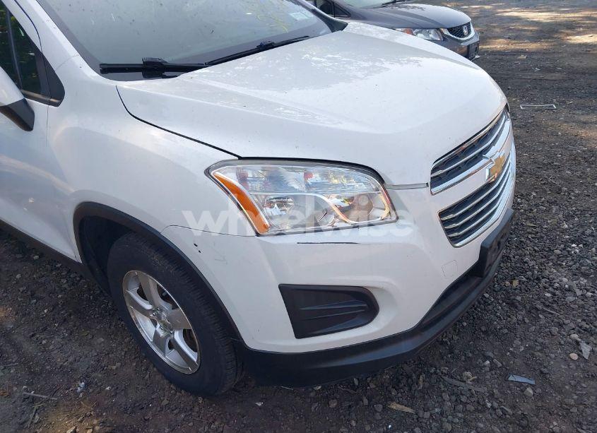 Photo 6 of 2016 Chevrolet Trax 1LS (VIN KL7CJKSBXGB759822)