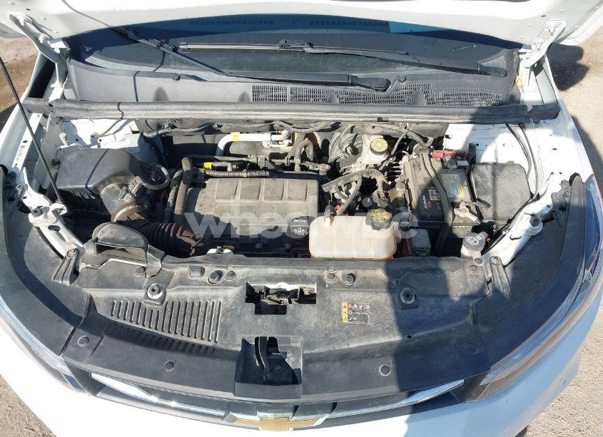 Photo 10 of 2021 Chevrolet Trax FWD LT (VIN KL7CJLSB0MB339794)