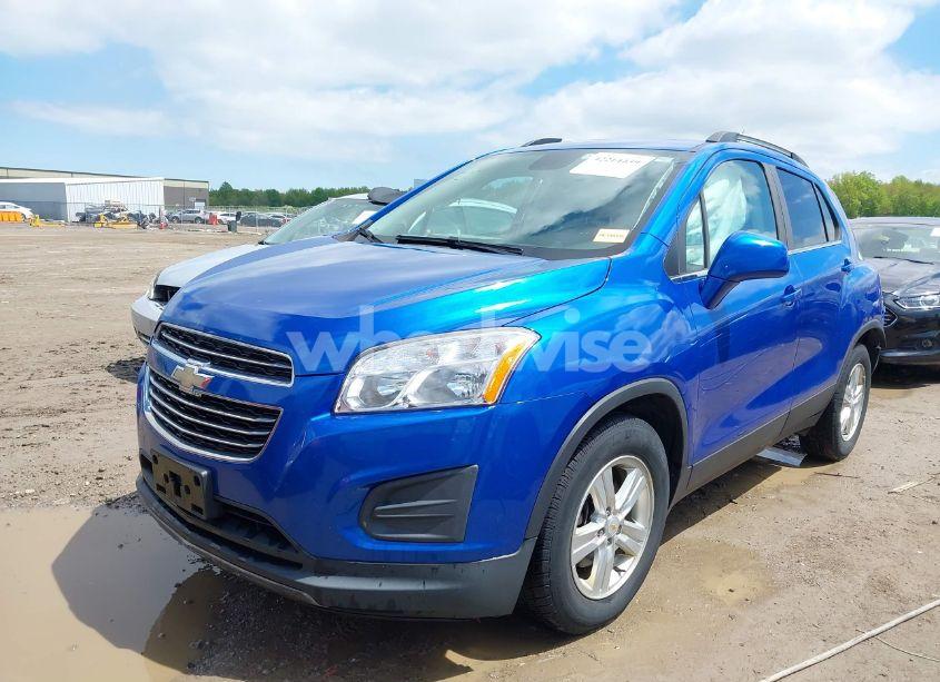 Photo 2 of 2016 Chevrolet Trax LT (VIN KL7CJLSB1GB740582)