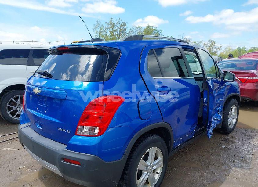 Photo 4 of 2016 Chevrolet Trax LT (VIN KL7CJLSB1GB740582)