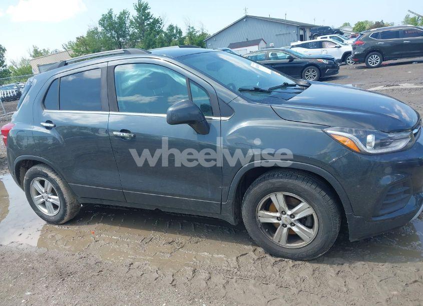 Photo 13 of 2018 Chevrolet Trax LT (VIN KL7CJLSB1JB725698)