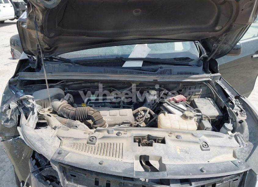 Photo 10 of 2019 Chevrolet Trax LT (VIN KL7CJLSB1KB817282)