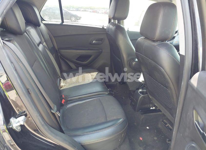 Photo 8 of 2019 Chevrolet Trax LT (VIN KL7CJLSB1KB817282)