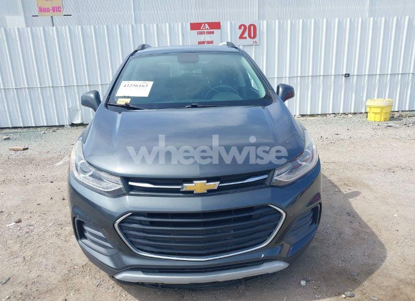 Photo 12 of 2018 Chevrolet Trax LT (VIN KL7CJLSB2JB626145)